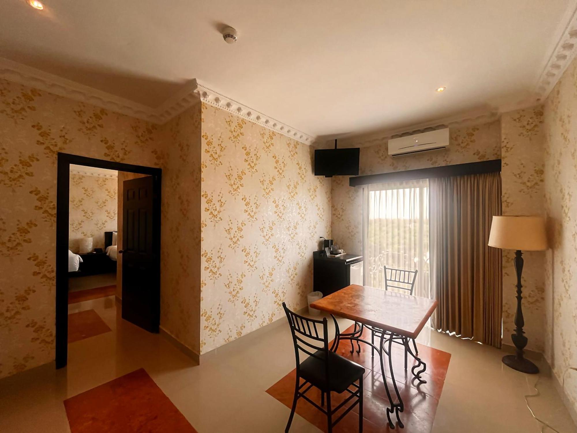 מרידה Hotel Palacio Maya מראה חיצוני תמונה