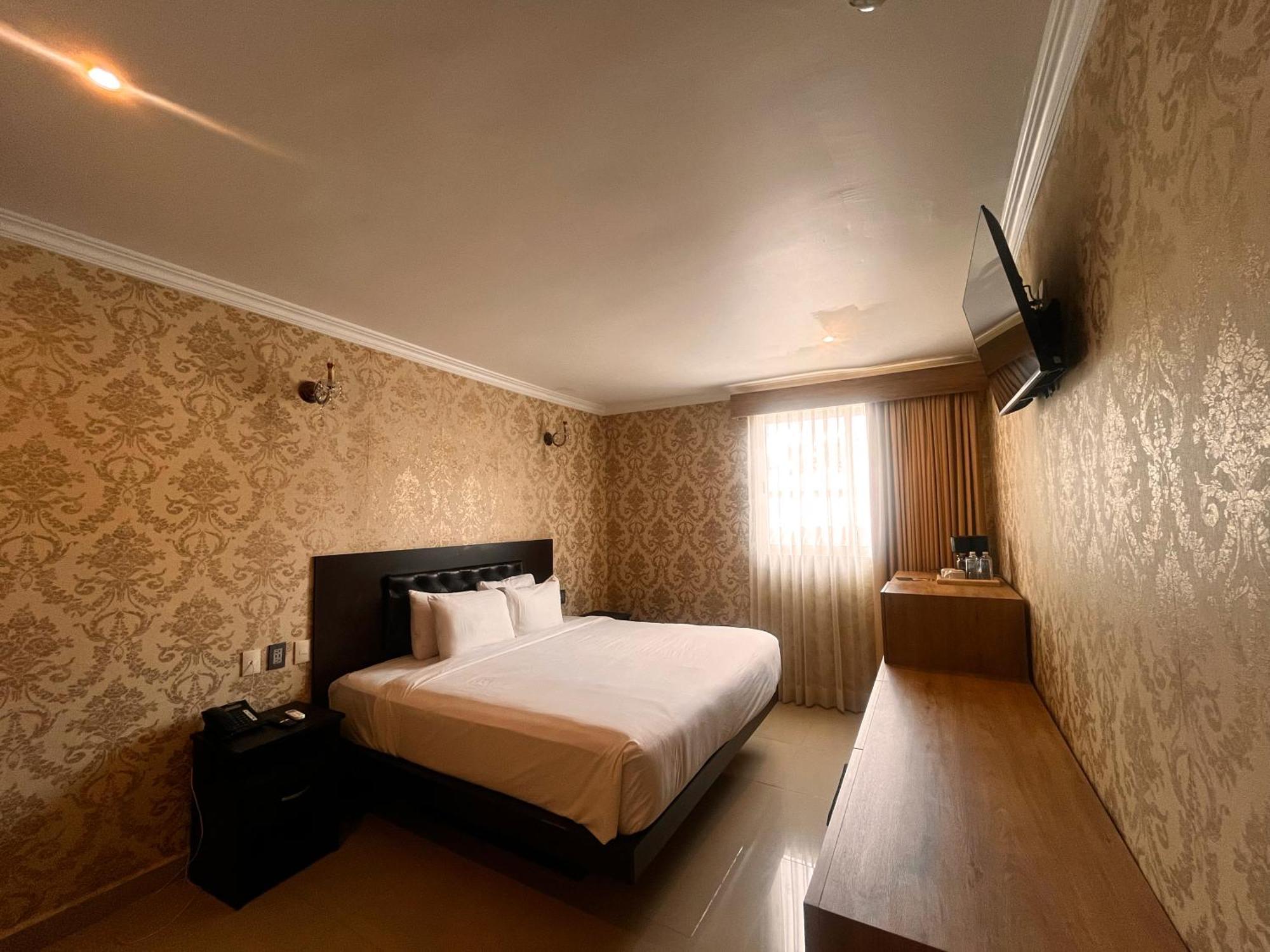 מרידה Hotel Palacio Maya מראה חיצוני תמונה